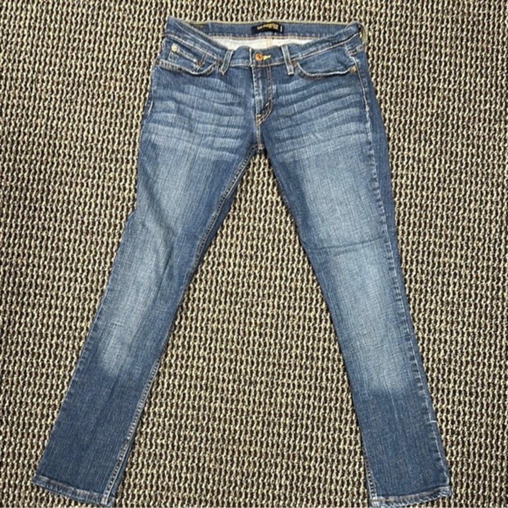 Levi’s Too Super Low skinny jeans. Juniors size 9 Stylish and comfortable EUC